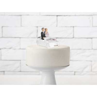 Svatební figurka Novomanželé v autě 