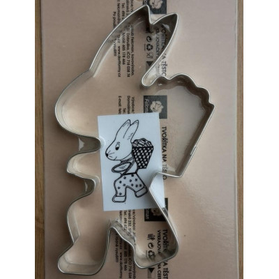 Zajíc s nůší kovová vykrajovačka