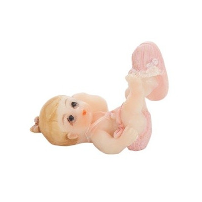 Figurka holčička na zádech