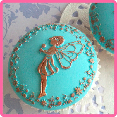 Víla s květinou silikonová forma 