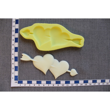 Spojené srdce se šípem - silikonová forma